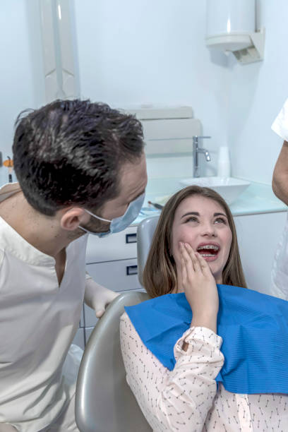 Best Dentist Open on Weekends  in Lake Barcroft, VA